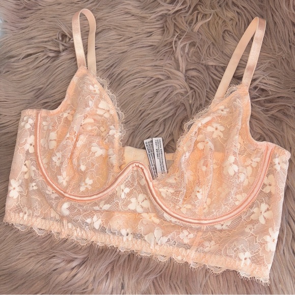 Victoria's Secret Dream Angels Unlined Lace Plunge Bra Peach 36D NWT - Picture 3 of 7